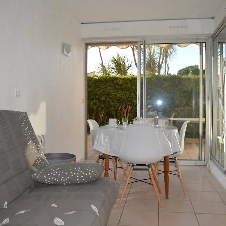T2 En Rez-de-chaussee Avec Terrasse Et Parking A Saint-cyprien - Fr-1-225d-472